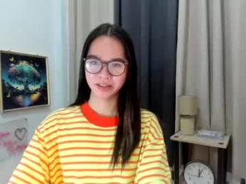 yourtinybunny webcam model stream image