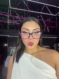 zui_lu webcam stripchat model stream image