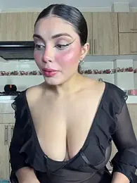 zui_lu webcam stripchat model stream image