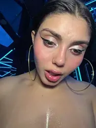 zui_lu webcam model stream image