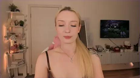 Tiffany_Paw webcam model stream image