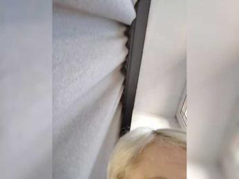 smeh-i-greh webcam bongacams model stream image