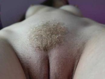 Hey_Kris webcam bongacams model stream image