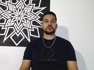 Chris Dennis webcam flirt4free model stream image