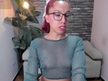 isabella_star_ webcam model stream image