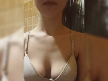 PrimeTits webcam model stream image
