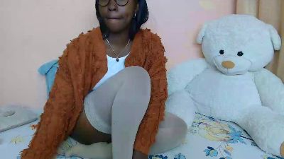 OnjaTiana webcam model stream image