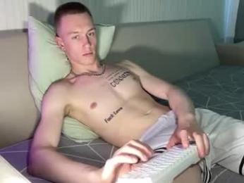 travis_gracile webcam model stream image