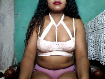 justine33 webcam bongacams model stream image