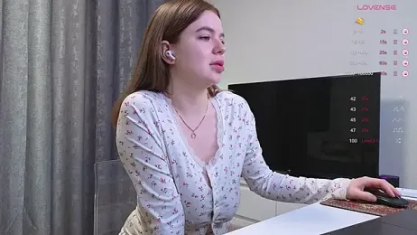 lovly_bambi webcam model stream image