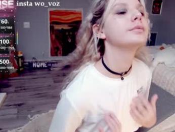 careful_i_bite webcam chaturbate model stream image