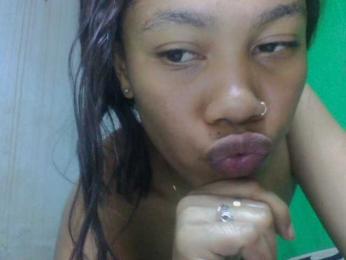 sandricaa webcam model stream image