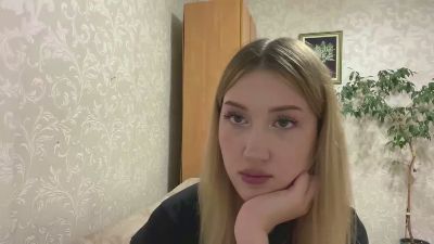 LashawnKahanek webcam model stream image