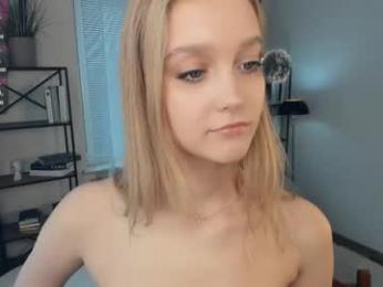 alicemelison webcam chaturbate model stream image