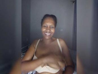 EllyStacy webcam model stream image