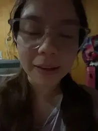 Lunissc_ webcam model stream image
