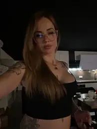 Etwas_neugierig webcam model stream image