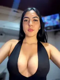Sofia_Collins- webcam model stream image