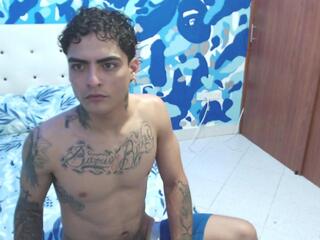 Stone Dextra webcam model stream image