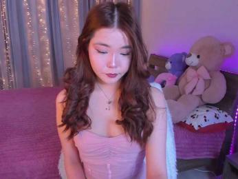 Dollyiaa webcam model stream image