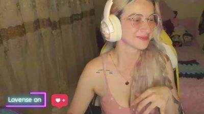 cata__s webcam cam4 model stream image