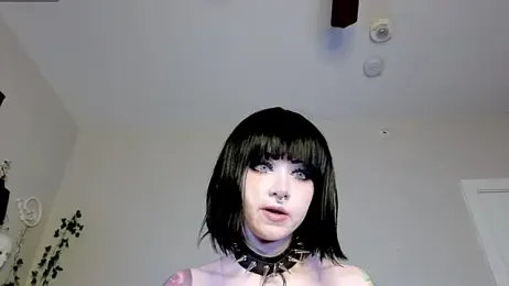 Ivey_Strigoi webcam stripchat model stream image