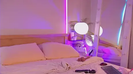 GwenAir webcam model stream image