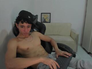 Enzo Slora webcam model stream image