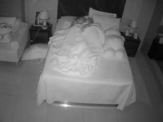 voyeurcam-casa-salsa-bedroom-3 webcam model stream image