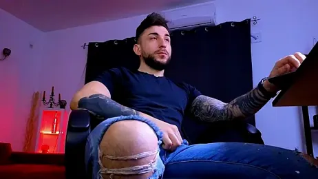 MightyAaron66 webcam stripchat model stream image