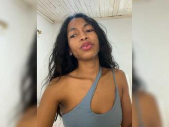 Peachies webcam model stream image