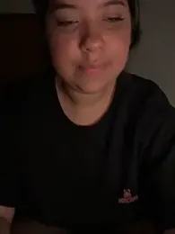 KiaraCut webcam model stream image