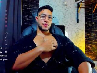 Dixon Rays webcam model stream image