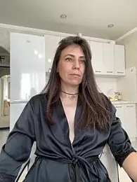 HotyWinter webcam model stream image