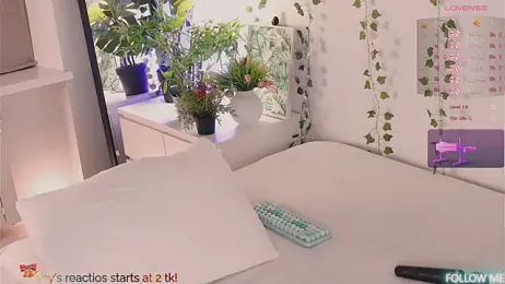 CarlyMilton webcam model stream image