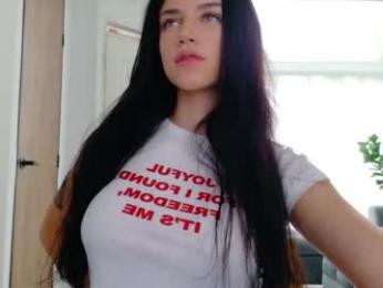 grettabenett_ webcam model stream image