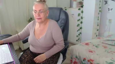 Trude666 webcam model stream image