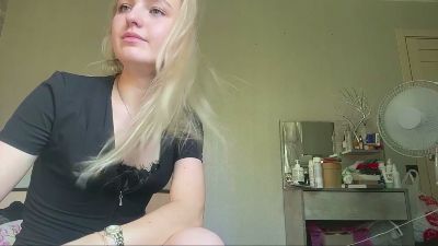 RolandeBaseler webcam model stream image