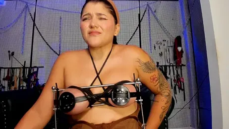 yey_bdsm webcam stripchat model stream image