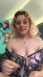 Emy_2002 webcam cam4 model stream image