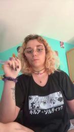 Emy_2002 webcam cam4 model stream image