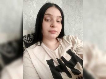 22ALYSKA22 webcam model stream image