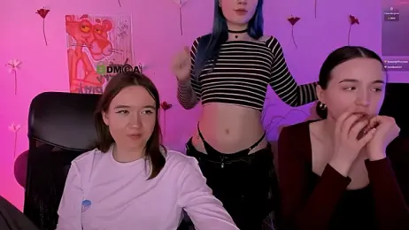 pure_radiance1 webcam model stream image