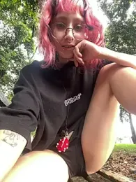 Moon_ webcam model stream image
