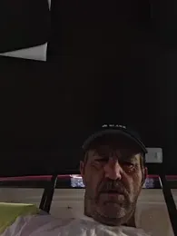 Hotbodyscottie webcam model stream image