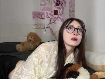 SleepyKris webcam model stream image