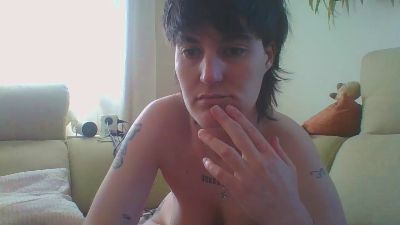 Missnaughty33 webcam model stream image