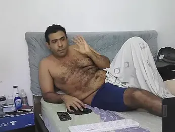 AlphaLatinoBear webcam stripchat model stream image