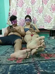 Desiyoungcouple15 webcam model stream image