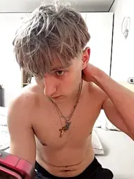 And25bn webcam model stream image